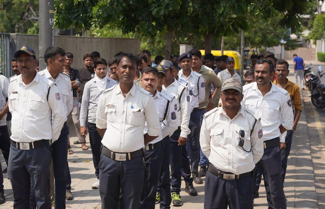 Gujarat hikes daily honorarium for traffic brigade personnel to ₹450 per day