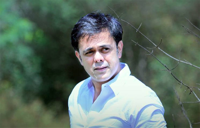 સુમીત રાઘવન : સાત વર્ષ પછી રંગભૂમિ પર પુનરાગમન અને તેય પત્ની સાથે!