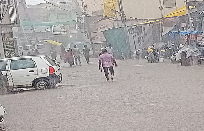 ખેડા જિલ્લાના કઠલાલ અને મહુધામાં 2 કલાકમાં સવા 2 ઇંચ વરસાદ ખાબક્યો