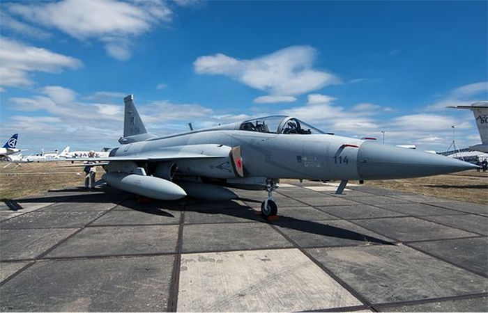 હવે તો હદ થઈ ગઈ : ચીની બનાવટનાં JF17 વિમાનો દ્વારા પાક વાયુદળે તિરાહ ઘાટી પર બોમ્બ ફેંકાયા