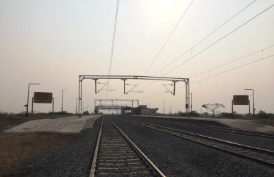 Suspected bomb found near railway tracks in Bengal’s Birbhum, train movement partially halted