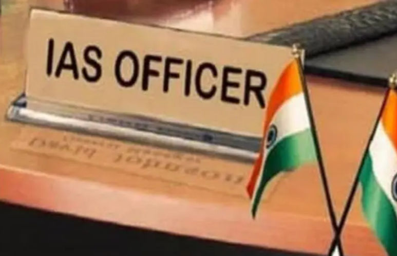 Gujarat govt announces massive IAS reshuffle, 70+ officers transferred across state