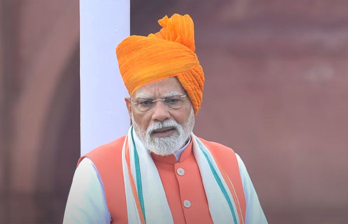 'ખેડૂતોના હિત સાથે કોઈ બાંધછોડ નહીં', લાલ કિલ્લાથી PM મોદીનો ટ્રમ્પને જવાબ