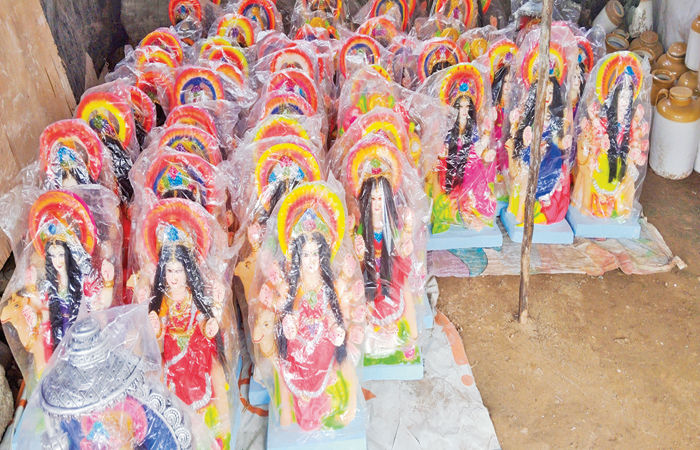 આણંદ જિલ્લામાં 15 હજારથી વધુ જેટલી દશામાની મૂર્તિઓનું વેચાણ થશે