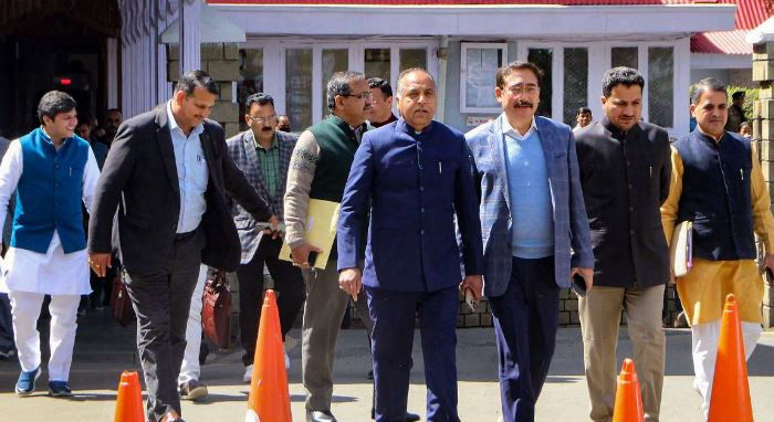 Himachal BJP leaders to meet governor, demand floor test today