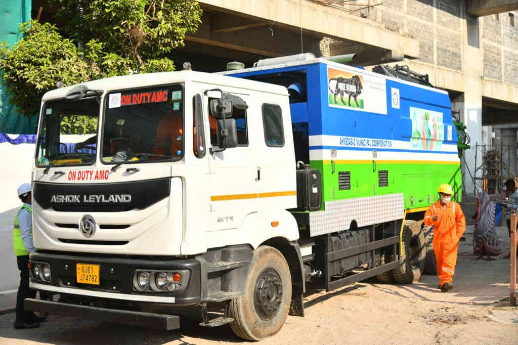 ચોખ્ખા પાણીને બચાવવાના હેતુથી અમદાવાદમાં ૩૩ કરોડના ખર્ચે ગટર સફાઈ માટે રીસાઈકલર મશીન ભાડા પેટે લેવાયા