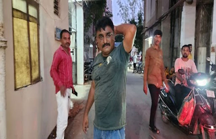 જામનગર પાલિકાના દબાણ હટાવ વિભાગના કર્મચારીઓ પર જીવલેણ હુમલો કરનારા આરોપીઓ સામે ગુનો નોંધાયો