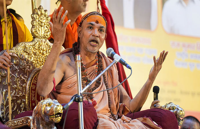 દિલ્હીની વાત : ભાજપ માટે શંકરાચાર્ય અવિમુક્તેશ્વરાનંદ ગળાનું હાડકુ બન્યા
