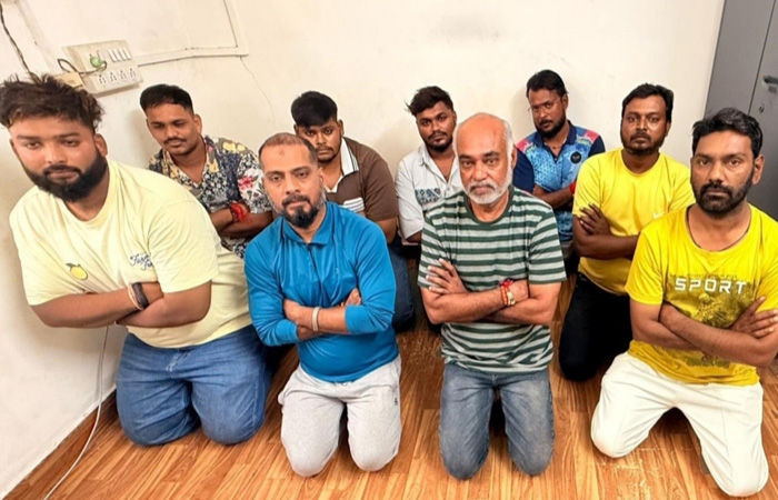 પોલો ગ્રાઉન્ડમાં પતરાની ફેન્સીંગની કામગીરીમાં ખલેલ પહોંચાડનાર ૯ વ્યક્તિઓની અટકાયત