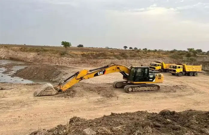 બનાસકાંઠામાં ખનીજ ચોરીમાં 48 કલાક સર્ચ ઓપરેશન, ભીનું સંકેલવા મોટા ગજાના નેતાના ધમપછાડા