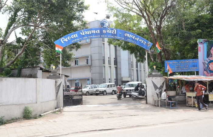જિલ્લા પંચાયતમાં અધિકારી રાજ, સત્તાધારી સભ્યો કઠપૂતળી : વિપક્ષ
