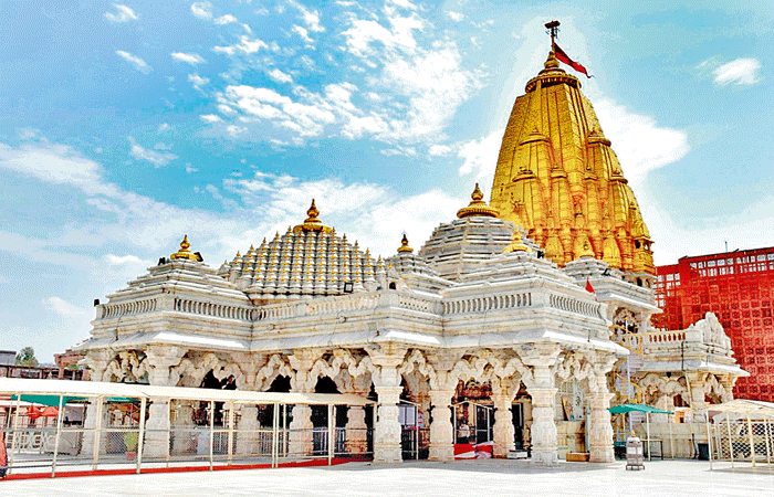 83 દિવસ બાદ મા અંબાના દર્શન થયા, 1500 શ્રધ્ધાળુઓએ શિશ ઝુકાવ્યા