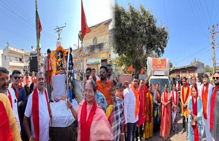 જામનગરના શંકર ટેકરી વિસ્તારમાં શિવરાત્રિના મહા પર્વે હિન્દુ સેના આયોજિત ભવ્ય શિવ શોભાયાત્રા યોજાઈ