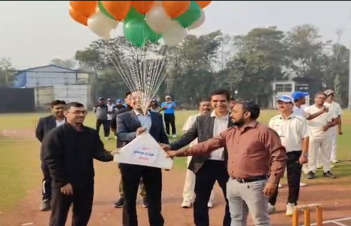 વડોદરામાં ડીઆરએમ કપ 2026 ક્રિકેટ સ્પર્ધાનો આરંભ : પ્રતાપનગરના માધવરાવ સિંધિયા સ્ટેડિયમમાં 16 ટીમોએ  ભાગ લીધો