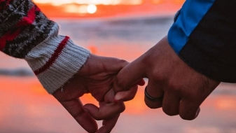 Mumbai woman booked for cheating UK-based man of ₹15.72 lakh on false promise of marriage