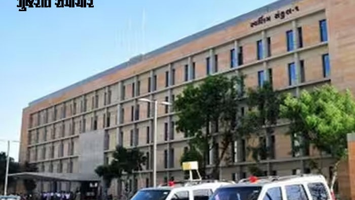 16 Gujarat Revenue Officers, Including 13 Mamlatdars and 3 Deputy Collectors, Retire