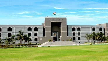 અમદાવાદ: સેન્ટ ઝેવિયર્સ કોલેજમાં GCAS એડમિશન વિવાદ, કાનૂની લડાઈના કારણે હજારો વિદ્યાર્થીઓનું ભાવિ અધ્ધરતાલ
