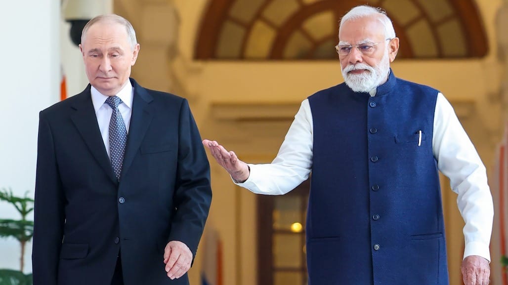PM મોદીએ પુતિનને પરમાણુ હુમલાથી રોક્યા?