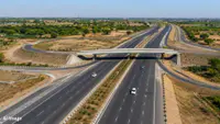 અમદાવાદ-ધોલેરા એક્સપ્રેસ વે ભાવનગર સુધી લંબાવાશે, 3 મહિનામાં કામગીરી શરૂ કરવા નિર્દેશ અમદાવાદ-ધોલેરા એક્સપ્રેસ વે ભાવનગર સુધી લંબાવાશે, 3 મહિનામાં કામગીરી શરૂ કરવા નિર્દેશ
