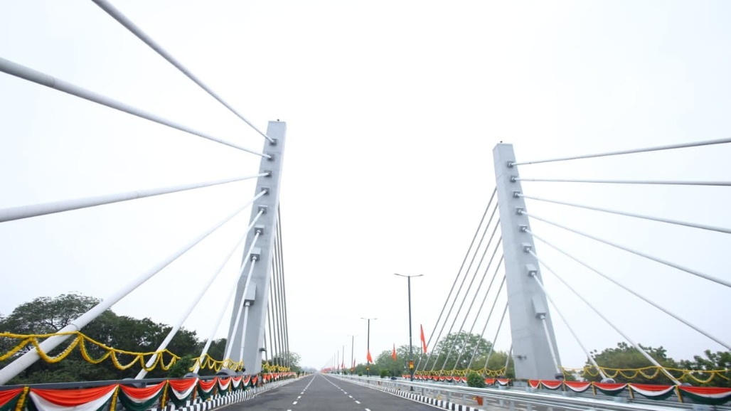 Ahmedabad-Gandhinagar Corridor Gets ₹175-Crore Cable-Stayed Flyover at Bhat Circle