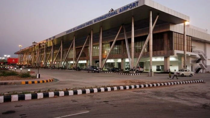 ₹64 Cr Iconic Road Near Ahmedabad Airport to Get ₹90L Facelift Just 2 Years After Completion