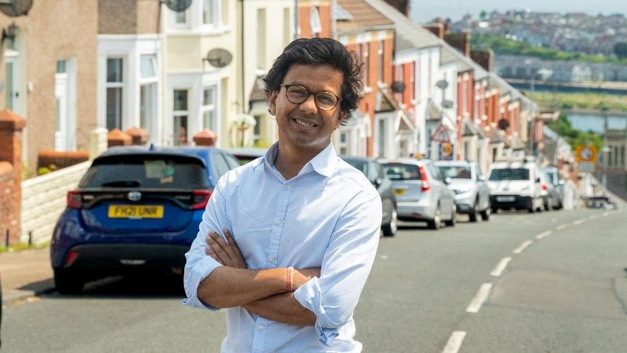 Indian-Origin Kanishka Narayan Retained in Andy Burnham's Cabinet as New UK PM Takes Charge
