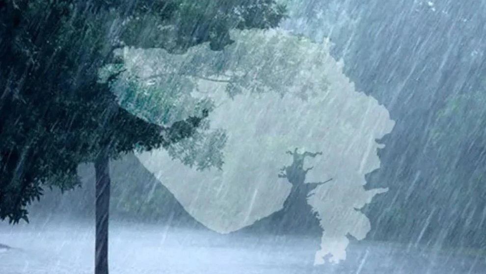Surat Braces for Heavy Rain, Gusty Winds; SMC Orders Preventive Measures