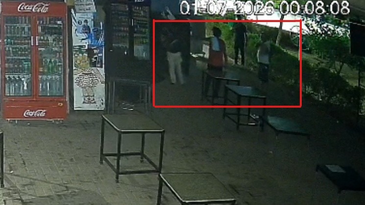 Cafe Employee Assaulted Over Water Bottle Refusal in Ahmedabad