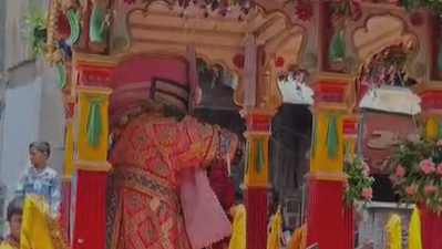 Lord Jaggannath chariot reaches Dhal ni Pol
