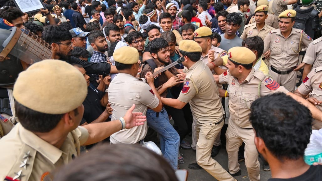 CJP નેતા સૌરવ દાસ: "બે કલાક બેસાડી 10 મિનિટ મુલાકાત કરી..."
