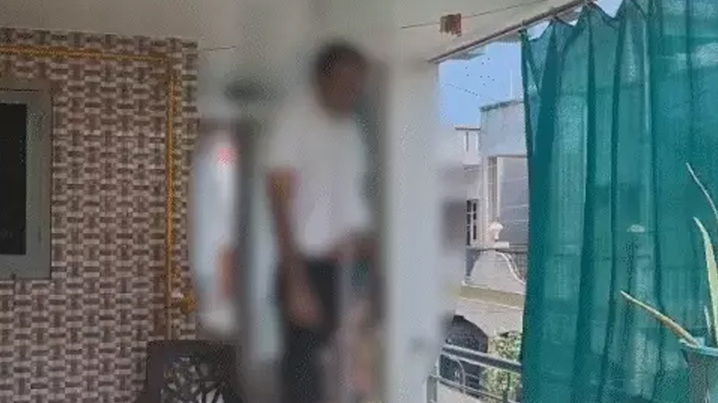 ભરૂચમાં ક્લાસ-1 અધિકારીનો આપઘાત: દેવાના બોજથી કંટાળી આયોજન અધિકારીએ ગળે ફાંસો ખાધો, સુસાઈડ નોટ મળી