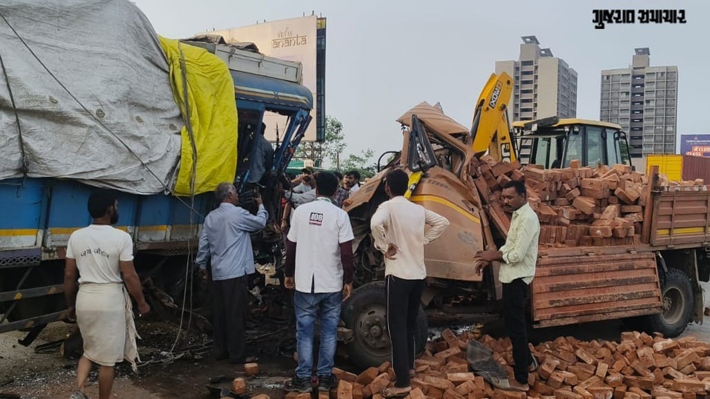 સરખેજ-ધોળકા રોડ પર લોડેડ ટ્રક અને આઈસર વચ્ચે ભયાનક ટક્કર
