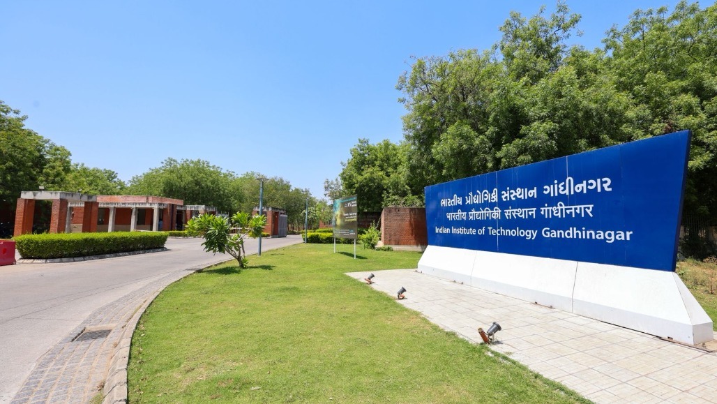 IIT Gandhinagar to Host ₹190-Cr Silicon and Advanced Semiconductor Training Hub
