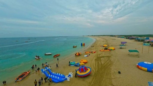 Toxic Tide: How Gujarat’s ₹130-Crore Tourism Drive Turned Shivrajpur into a Microplastic Trap