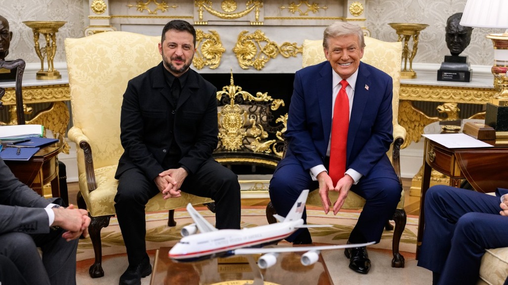 5 US President Donald Trump in a bilateral meeting with Ukraine President Volodymyr Zelenskyy at the Oval Office in Washington on Monday, August 18, 2025.jpeg