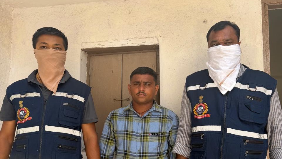 ₹500 Bribe for Police Verification Record: Una GRD Personnel Caught