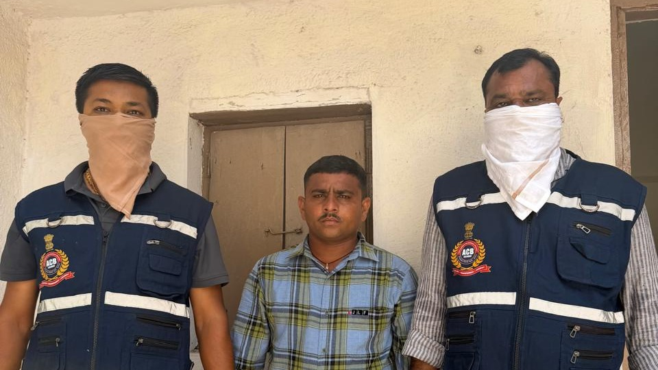 ₹500 Bribe for Police Verification Record: Una GRD Personnel Caught