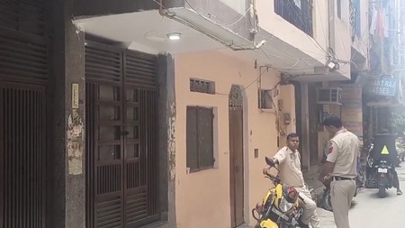 Delhi Constable Shoots Wife Dead After Marital Dispute On Kalyanpuri road