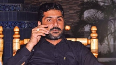 Dhurandhar-Style Attack Rocks Karachi's Lyari, Uzair Baloch's Brother Injured in Suspected Gang Rivalry Shootout