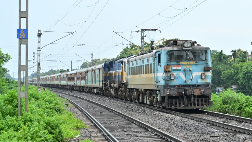 Booking Train Tickets Got Faster: IRCTC's Revamped Website to Let You Book 1.5 lakh Tickets Per Minute