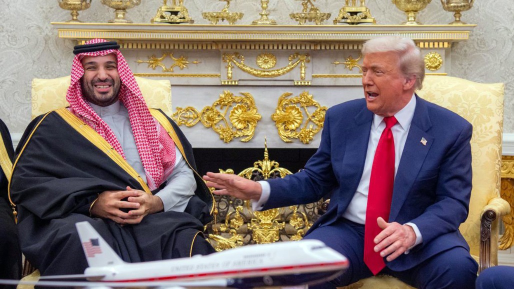 3 US President Donald Trump meets Saudi Arabia's Crown Prince Mohammed bin Salman Al Saud in the Oval Office of the White House in Washington on Tuesday, November 18, 2025.jpg