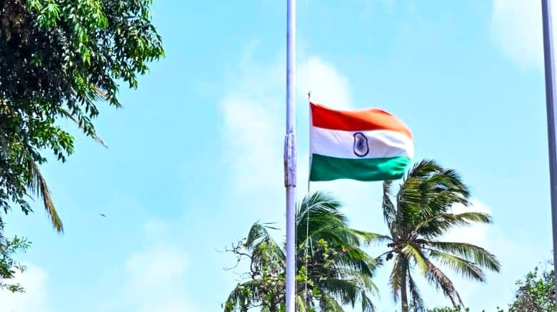 Legally Vande Mataram will be at Par with Jana Gana Mana; Insult to it would be punished with fine and Jail