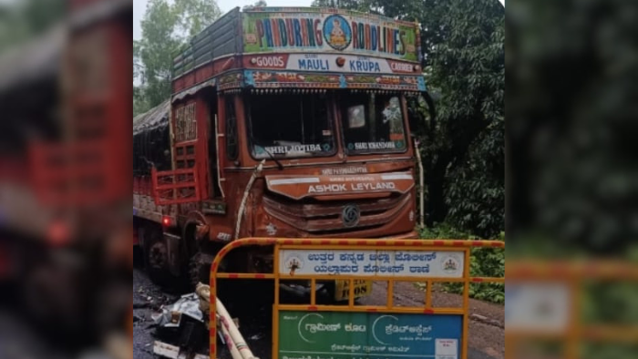 Friends' Road Trip Ends in Tragedy After Karnataka Highway Crash