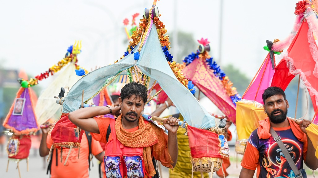 No Swords, Tridents, Baseball Bats: Police Announce Guidelines for Kanwar Yatra 2026