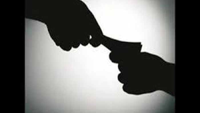 Fisheries Department Superintendent Caught in ₹50,000 ACB trap in Rajkot