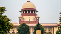 SC Issues Show-Cause Notices To Gujarat, 4 Other States Over Sewer Deaths SC Issues Show-Cause Notices To Gujarat, 4 Other States Over Sewer Deaths