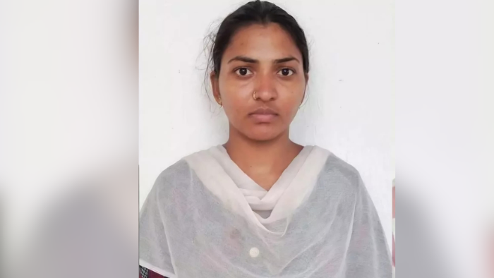 Telangana Woman Arrested for Killing Husband By Injecting Toilet Cleaner During Treatment