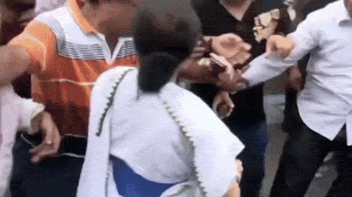 મમતાએ કાર્યકર્તાને માર્યો થપ્પો!