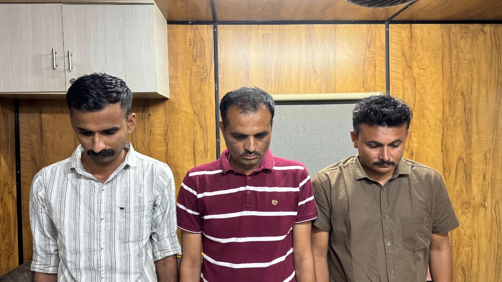 Three Cops Nabbed Accepting ₹1 Lakh Bribe to Release Seized Mobile