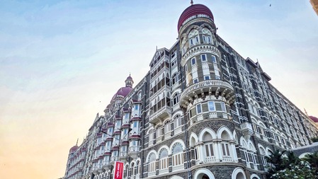 Bomb Threat At Mumbai’s Taj Hotel Sparks Major Security Operation, Turns Out to be Hoax
